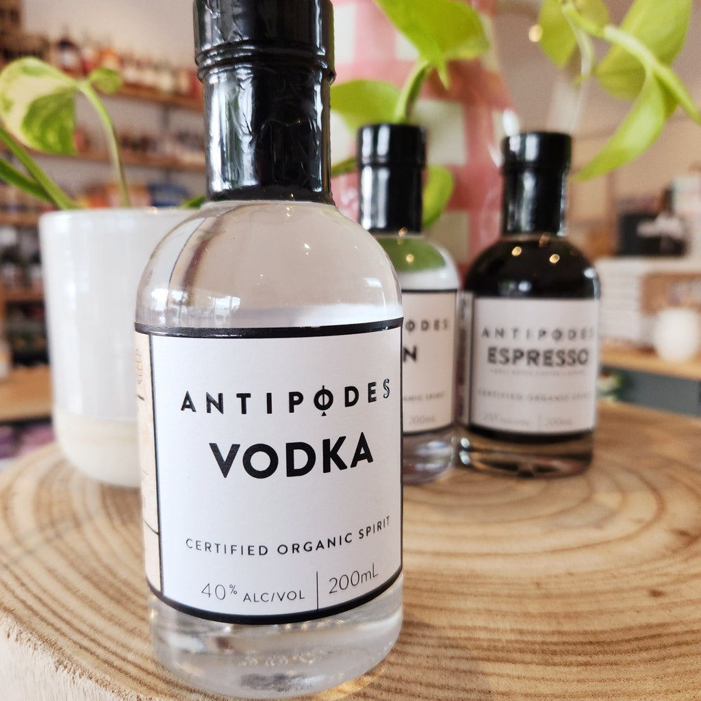 Antipodes Gin Co. - 200ml - Mumbleberry 9350004000065 Alcohol
