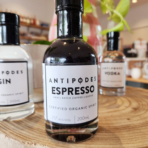 Antipodes Gin Co. - 200ml - Mumbleberry 9350004000140 Alcohol