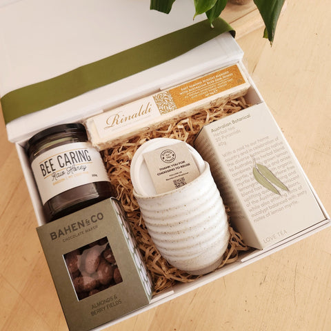 The One With Pottery for The Planet In - Mumbleberry 16312 Hampers